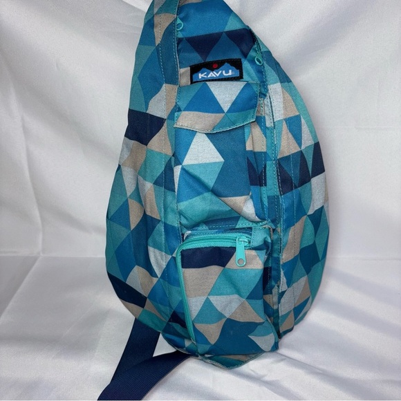 KAVU Desert Aztec Rope Sling Bag Unisex - Picture 2 of 7